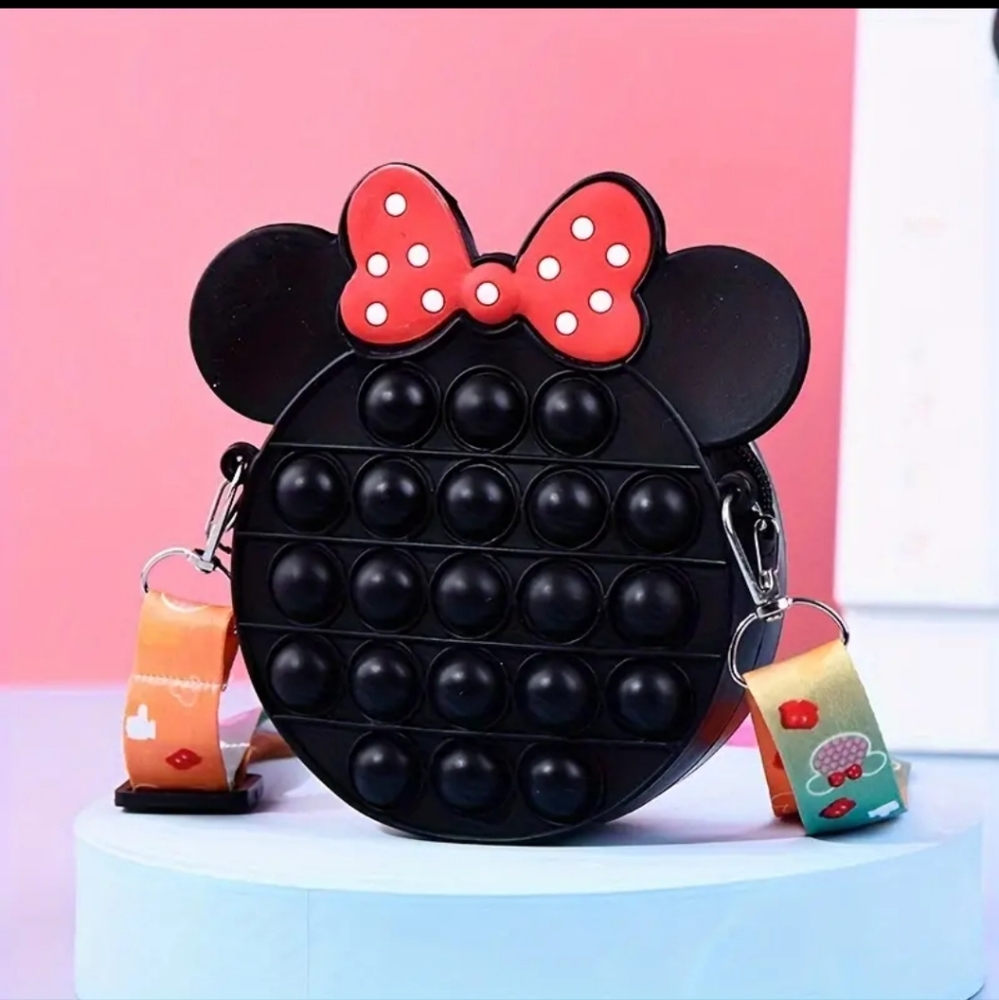NWOT, Minnie Mouse coin purse